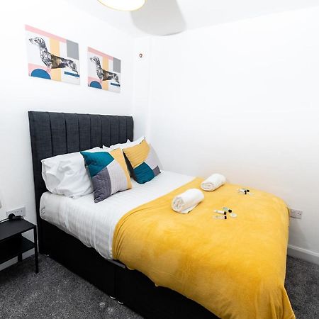 Greenbourne - 4 Bedrooms Sleeps 8 Free Parking Gateshead Zewnętrze zdjęcie