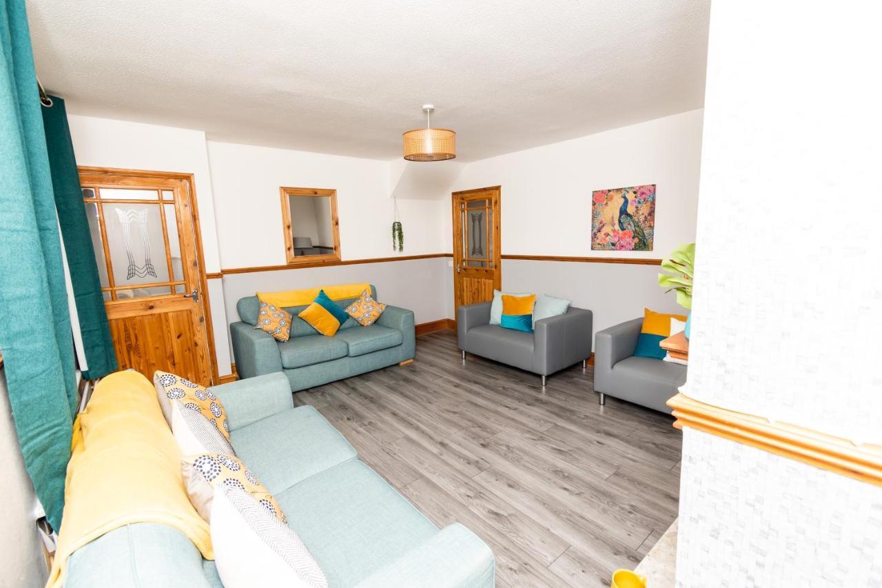 Greenbourne - 4 Bedrooms Sleeps 8 Free Parking Gateshead Zewnętrze zdjęcie