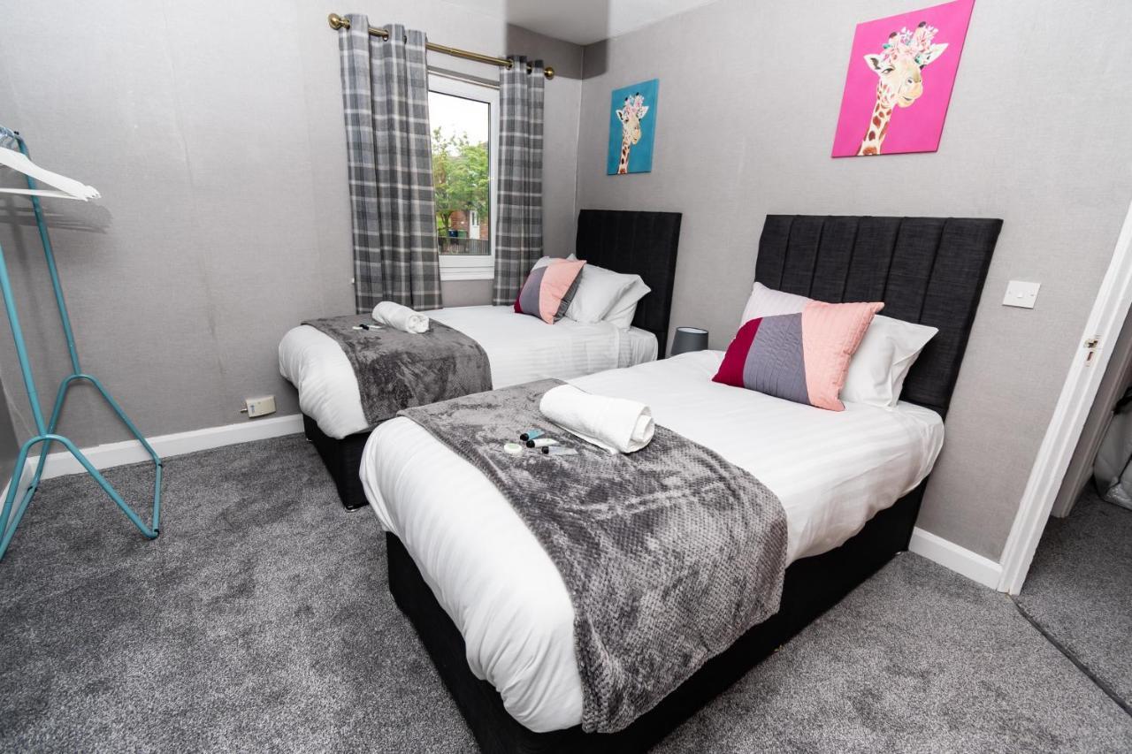 Greenbourne - 4 Bedrooms Sleeps 8 Free Parking Gateshead Zewnętrze zdjęcie